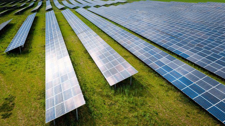 5 Mitos sobre Energía Solar en República Dominicana (Desmentidos)